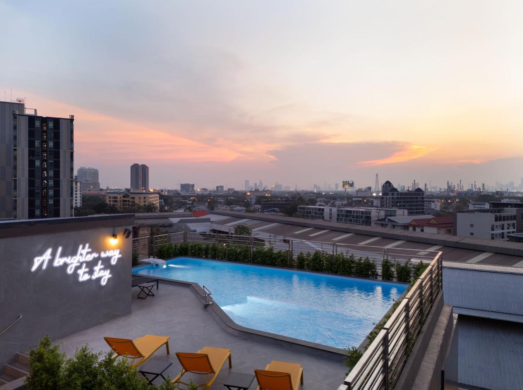 Lumen Bangkok Udomsuk Station Otel Dış mekan fotoğraf